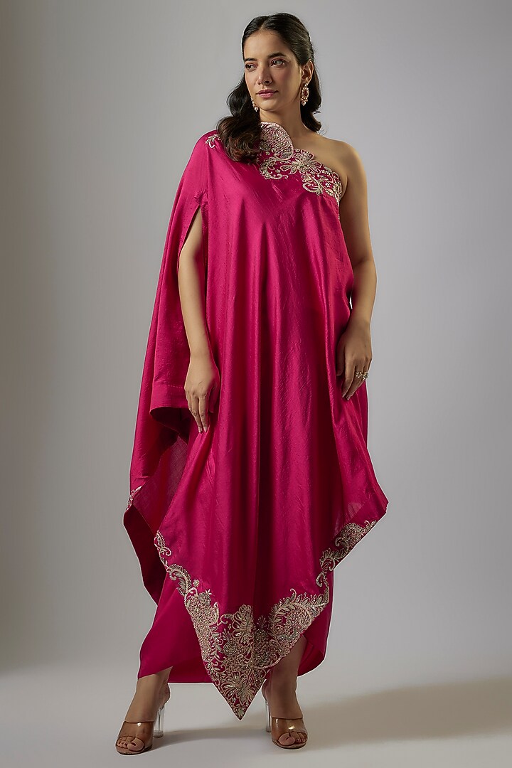 Pink Silk Zardosi Embroidered Cape Set by Jayanti Reddy at Pernia's Pop Up Shop