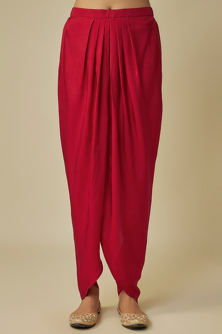 Red Silk Zardosi Embroidered Kurta Set by Jayanti Reddy at Pernia's Pop Up Shop