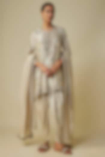 Beige Silk Zardosi Embroidered Kurta Set by Jayanti Reddy at Pernia's Pop Up Shop