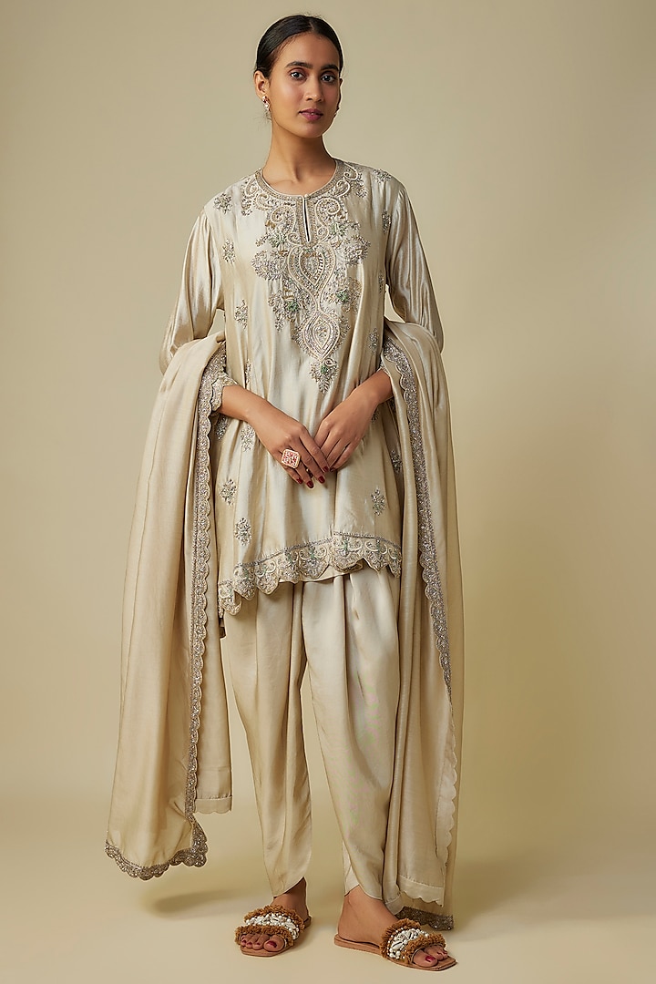 Beige Silk Zardosi Embroidered Kurta Set by Jayanti Reddy at Pernia's Pop Up Shop