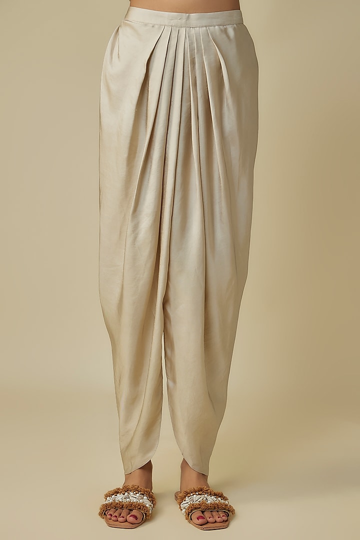 Beige Silk Zardosi Embroidered Kurta Set by Jayanti Reddy at Pernia's Pop Up Shop