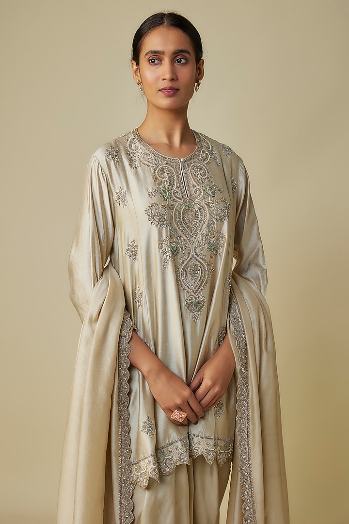 Beige Silk Zardosi Embroidered Kurta Set by Jayanti Reddy at Pernia's Pop Up Shop