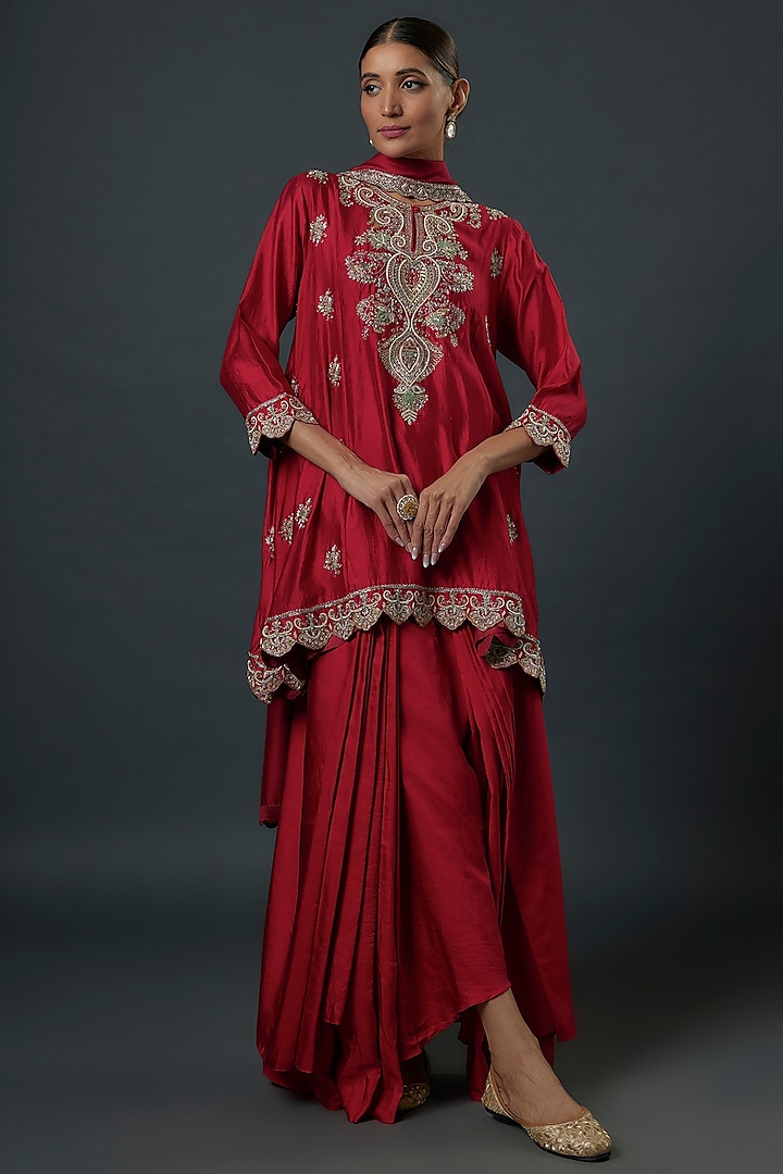 Red Silk Zardosi Embroidered Kurta Set by Jayanti Reddy at Pernia's Pop Up Shop