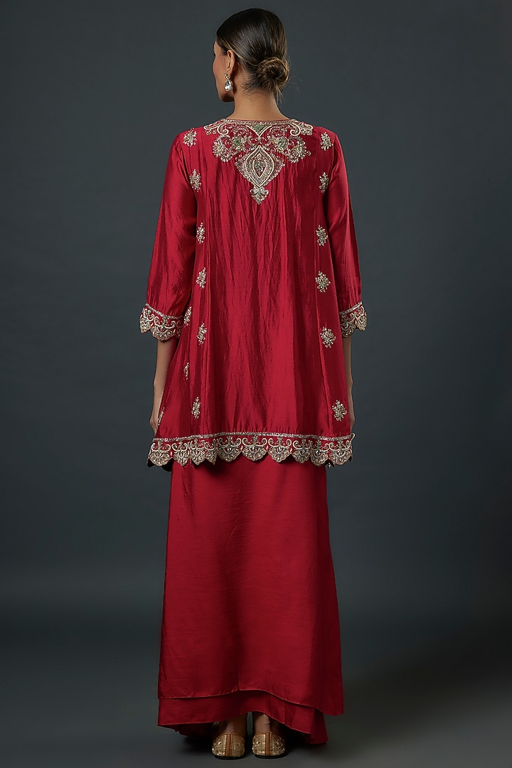 Red Silk Zardosi Embroidered Kurta Set by Jayanti Reddy at Pernia's Pop Up Shop