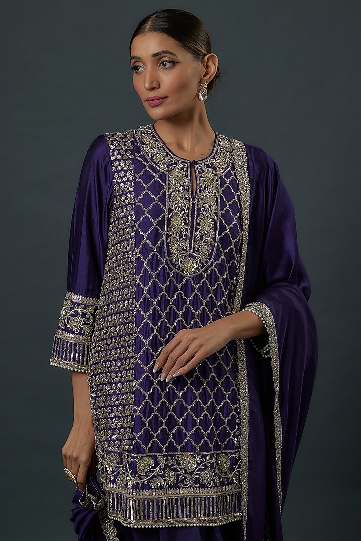 Purple Silk Zardosi Embroidered Kurta Set by Jayanti Reddy at Pernia's Pop Up Shop