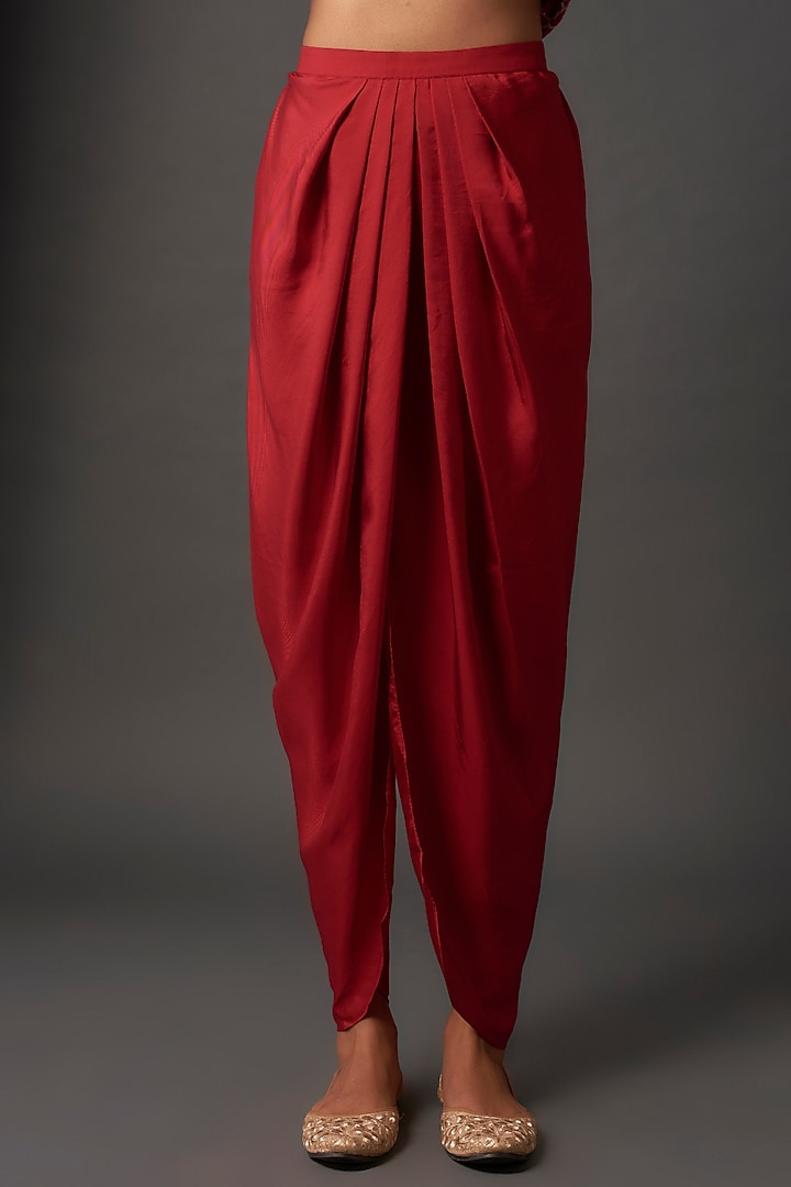 Red Silk Zardosi Embroidered Kurta Set by Jayanti Reddy at Pernia's Pop Up Shop