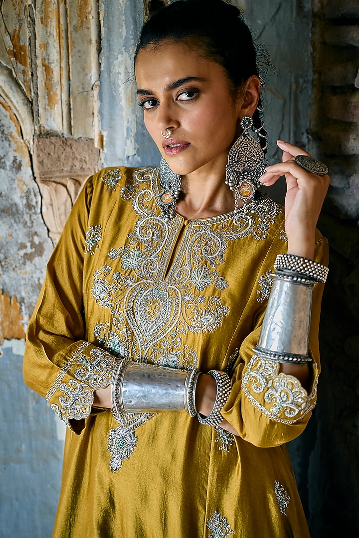 Mustard Silk Zardosi Embroidered Tunic Set by Jayanti Reddy at Pernia's Pop Up Shop