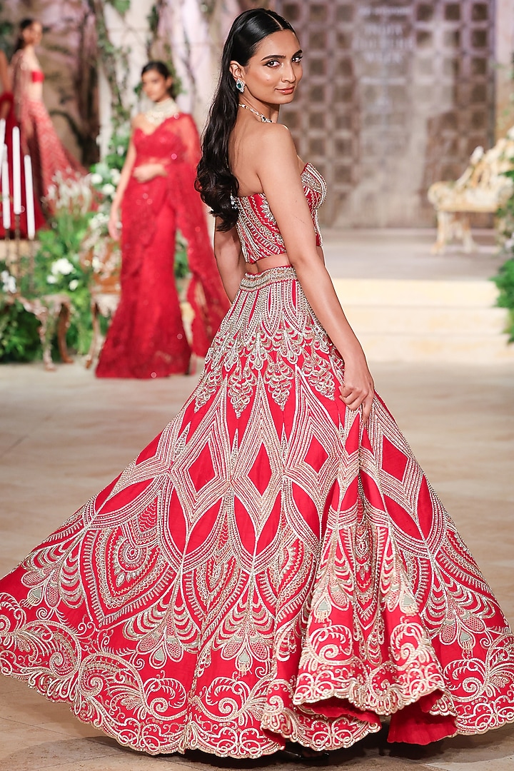 Red Raw Silk Zardosi Hand Embroidered Bridal Lehenga Set by Jayanti Reddy at Pernia's Pop Up Shop