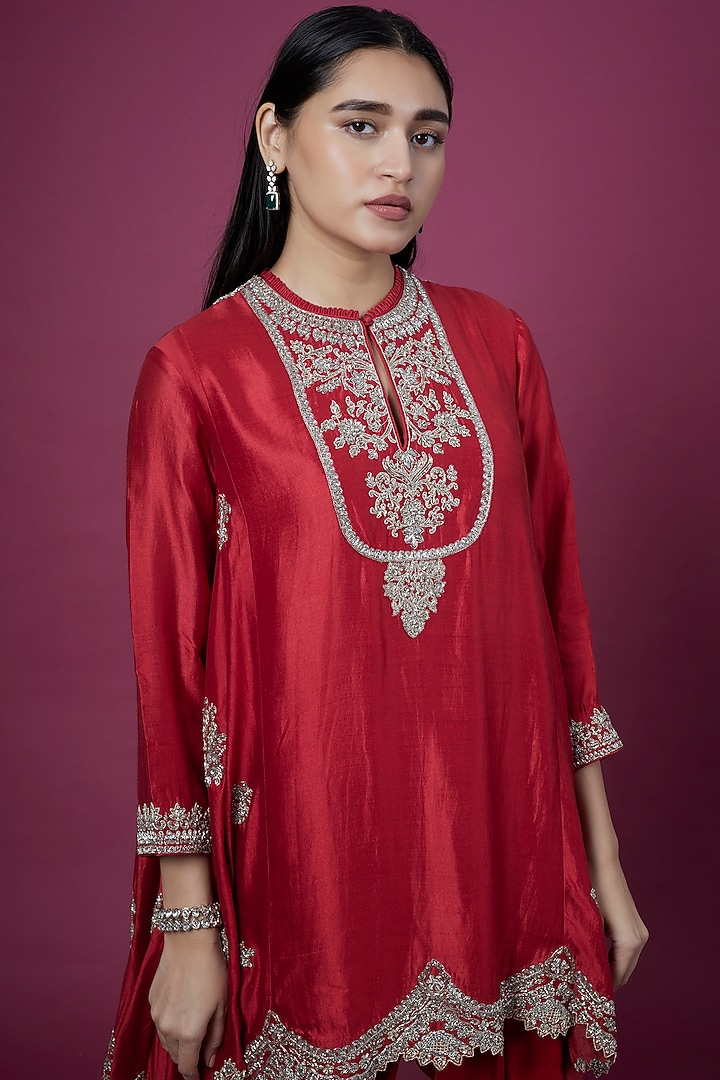 Red Embroidered Tunic Set by Jayanti Reddy at Pernia's Pop Up Shop