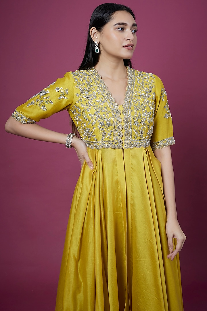 Mustard Embroidered Wedding Anarkali Set by Jayanti Reddy at Pernia's Pop Up Shop
