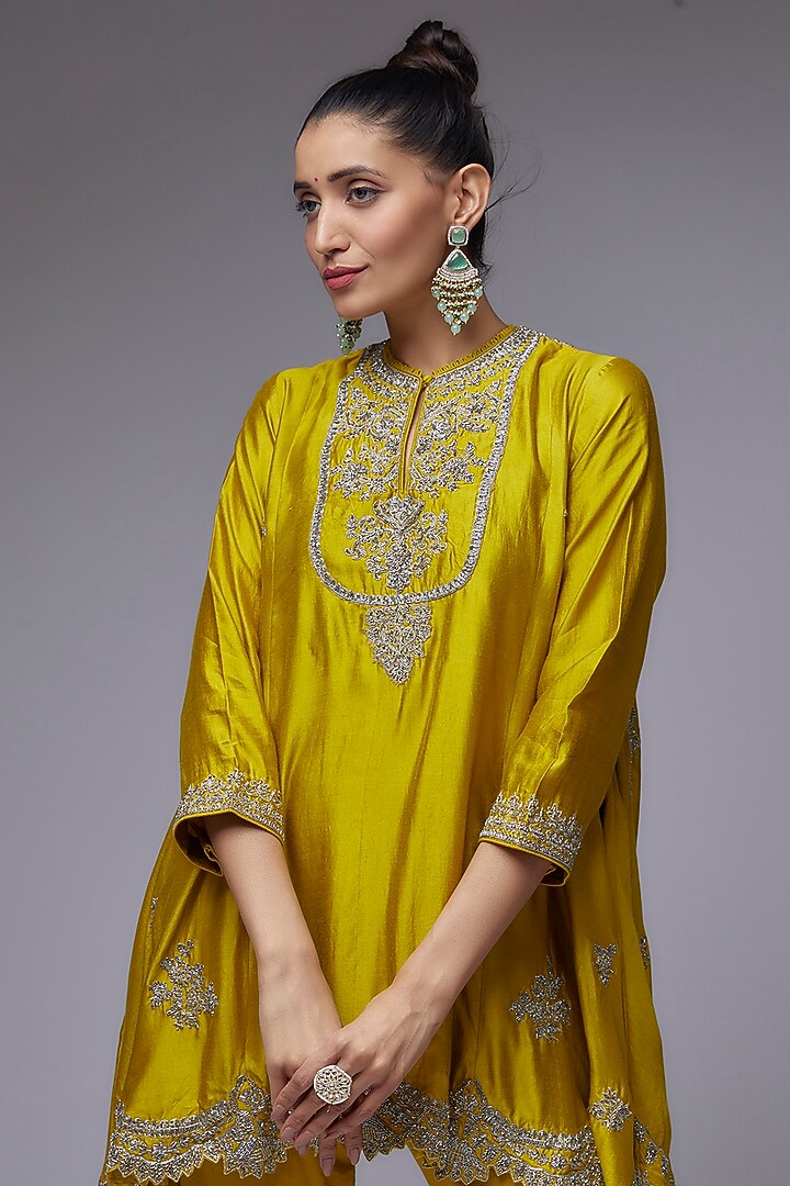 Mustard Silk Embroidered Tunic Set by Jayanti Reddy at Pernia's Pop Up Shop