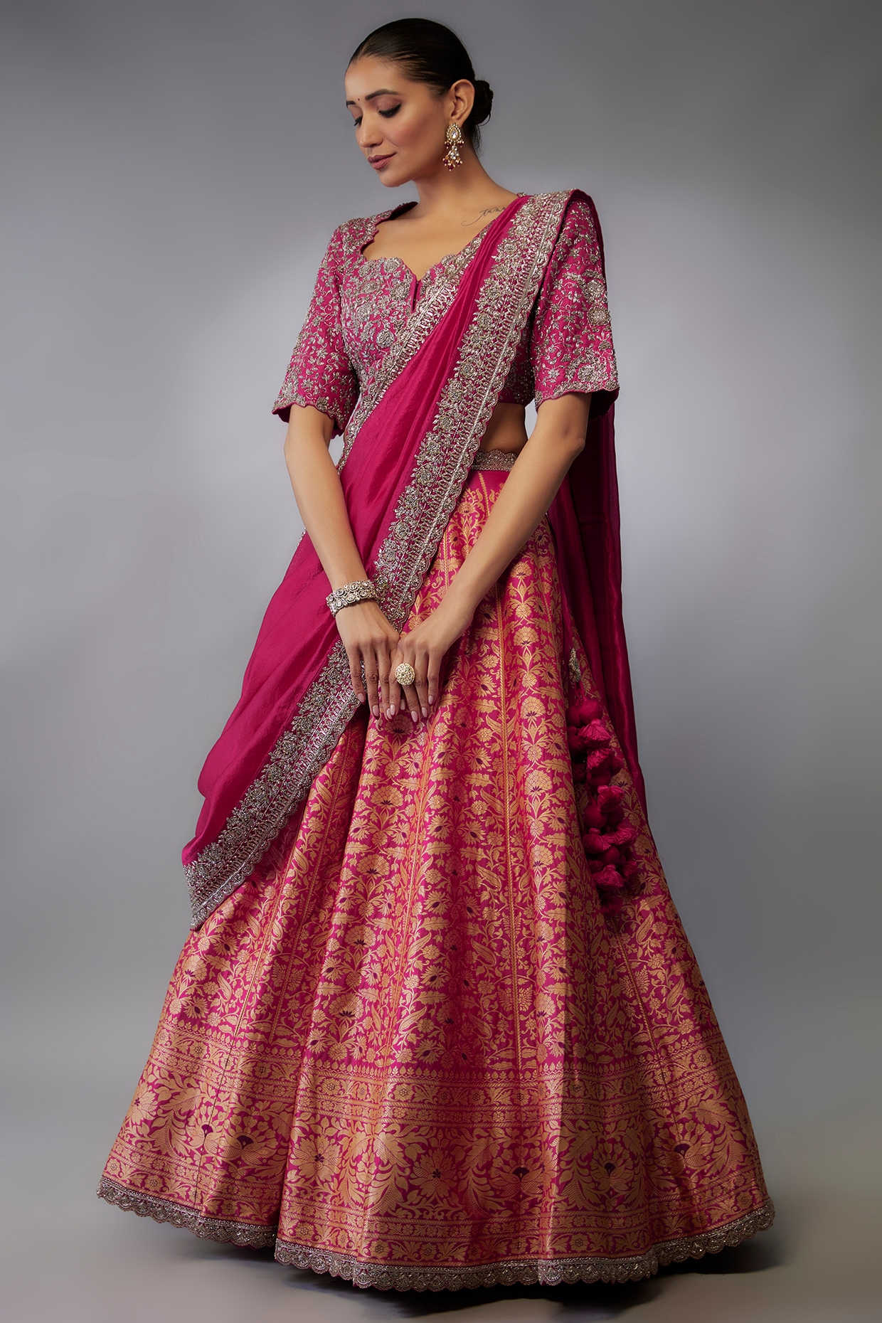 Wedding Special Looks For Royal Banarasi Lehenga Dno 10255
