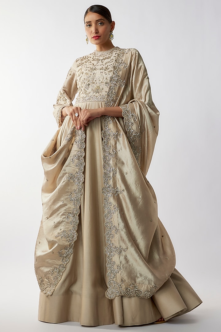 Ivory Silk Zari Embroidered Bridal Anarkali Set by Jayanti Reddy at Pernia's Pop Up Shop