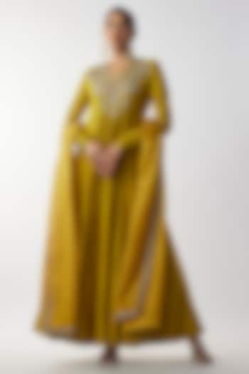 Mustard Silk Zari Embroidered Wedding Anarkali Set by Jayanti Reddy at Pernia's Pop Up Shop