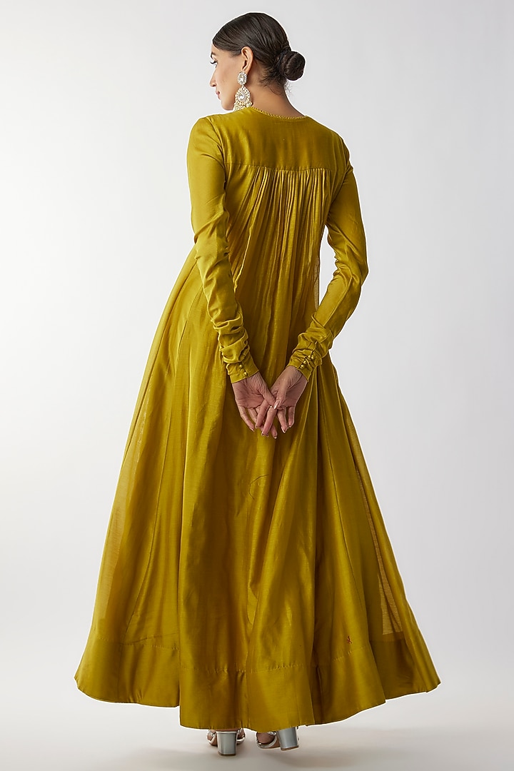 Mustard Silk Zari Embroidered Wedding Anarkali Set by Jayanti Reddy at Pernia's Pop Up Shop