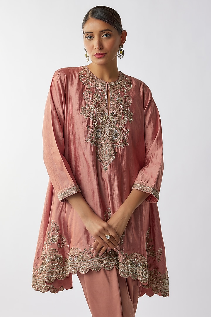 Peach Silk Zari Embroidered A-line Kurta Set by Jayanti Reddy at Pernia's Pop Up Shop