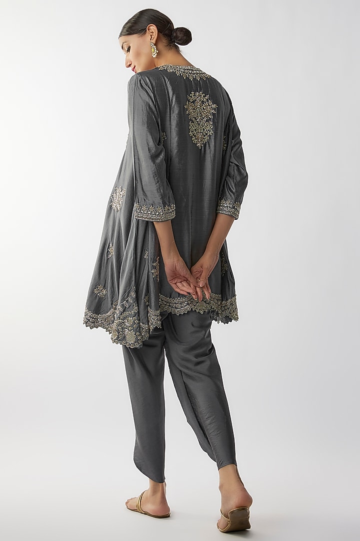 Teal Grey Silk Zari Embroidered Kurta Set by Jayanti Reddy at Pernia's Pop Up Shop