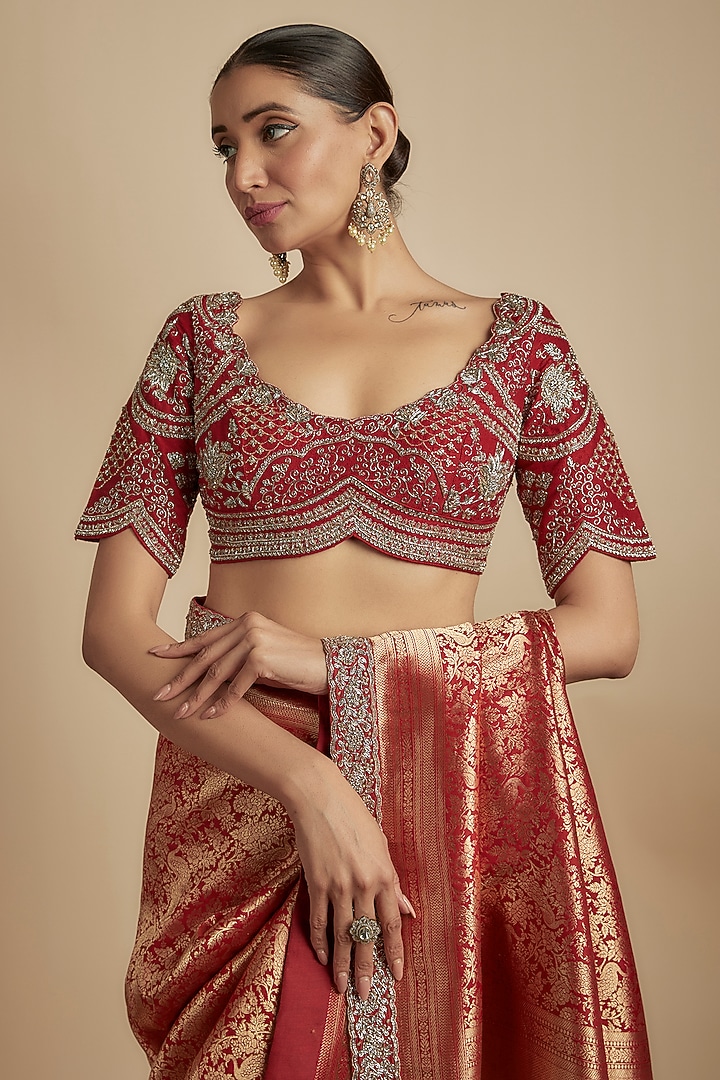 Red Banarasi Silk Bridal Saree Set by Jayanti Reddy at Pernia's Pop Up Shop