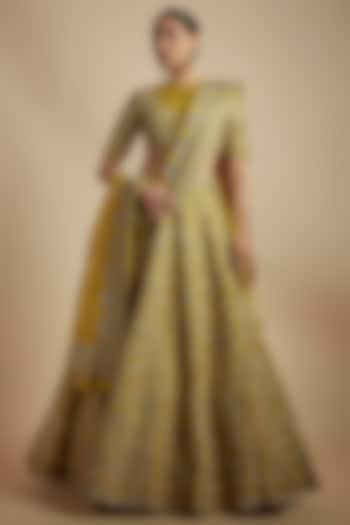 Mustard Silk Zari Embroidered Bridal Lehenga Set by Jayanti Reddy at Pernia's Pop Up Shop