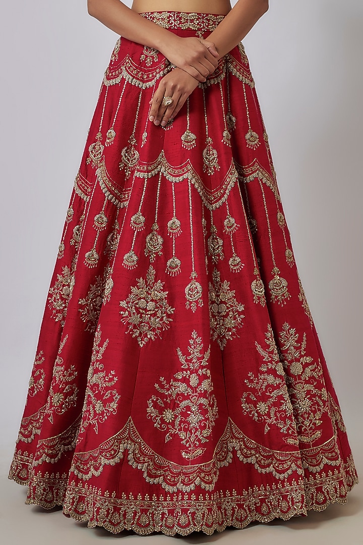 Red Silk Zari Embroidered Bridal Lehenga Set by Jayanti Reddy at Pernia's Pop Up Shop