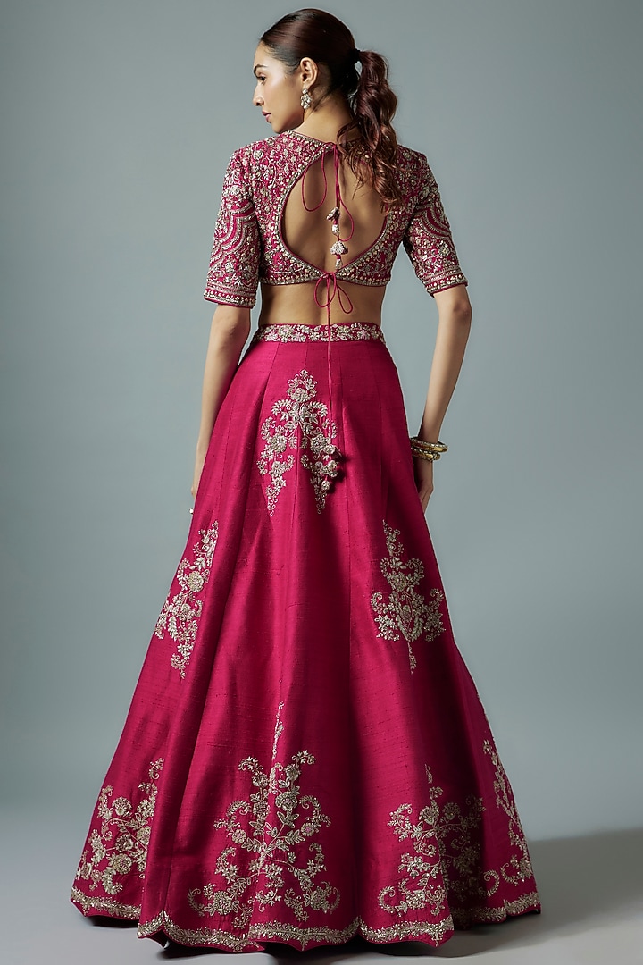 Rani pink Silk Zari Embroidered Bridal Lehenga Set by Jayanti Reddy at Pernia's Pop Up Shop