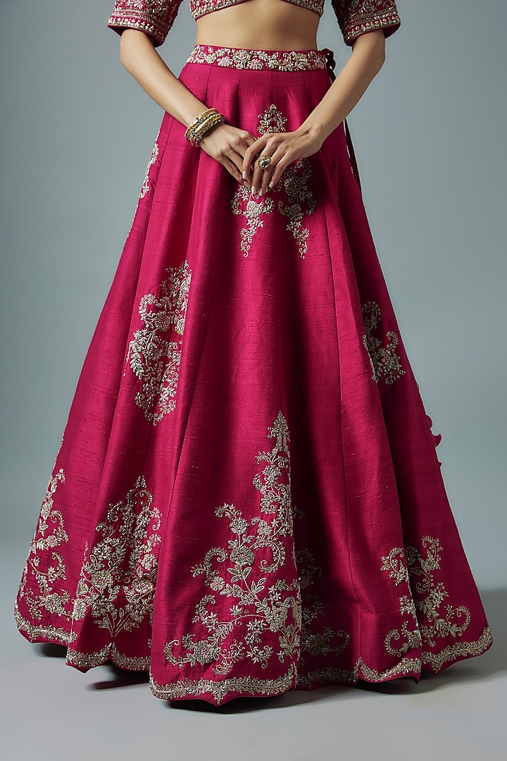 Rani pink Silk Zari Embroidered Bridal Lehenga Set by Jayanti Reddy at Pernia's Pop Up Shop