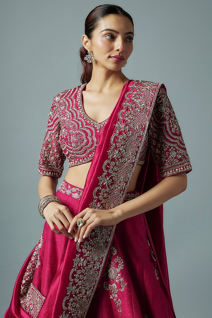 Rani pink Silk Zari Embroidered Bridal Lehenga Set by Jayanti Reddy at Pernia's Pop Up Shop