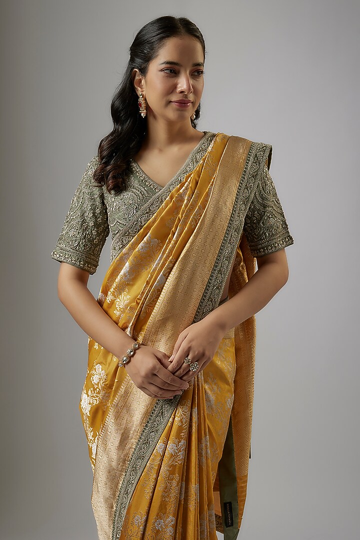 Yellow Banarasi Bridal Saree Set by Jayanti Reddy at Pernia's Pop Up Shop