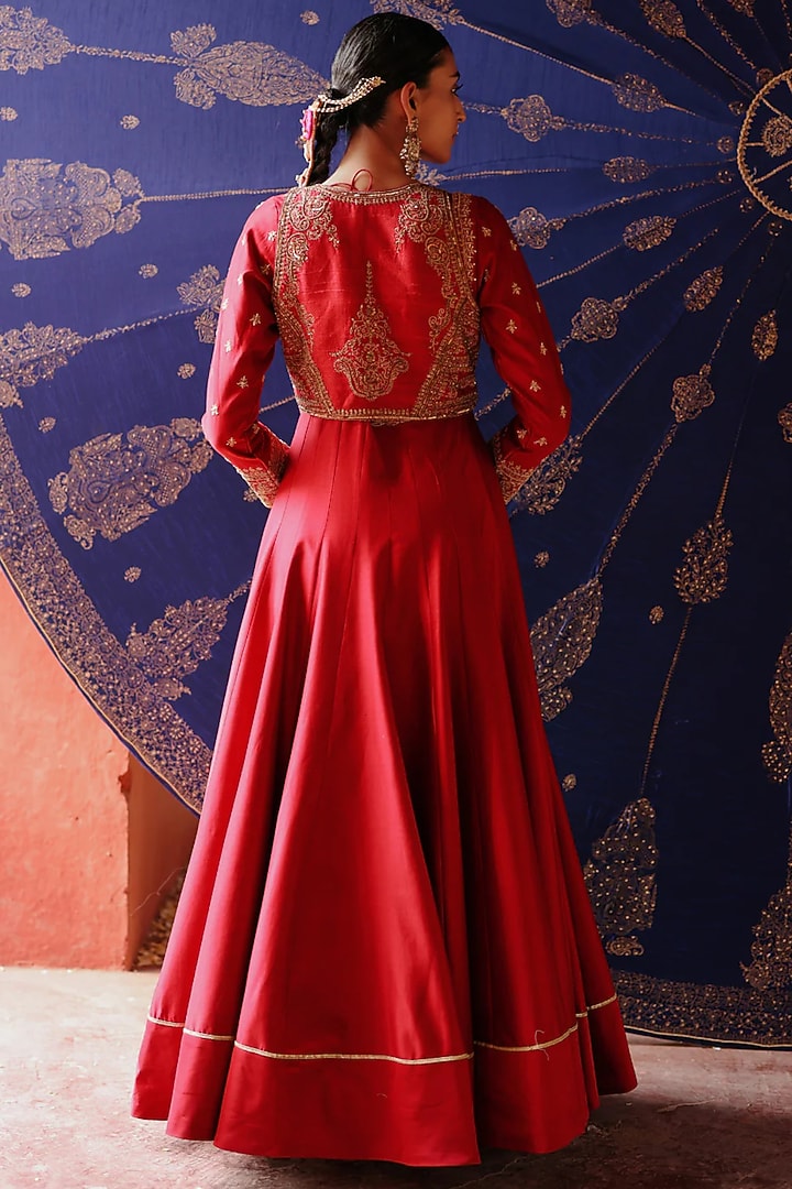 Red Chanderi & Organza Hand Embroidered Bridal Anarkali Set by Jigar Mali at Pernia's Pop Up Shop