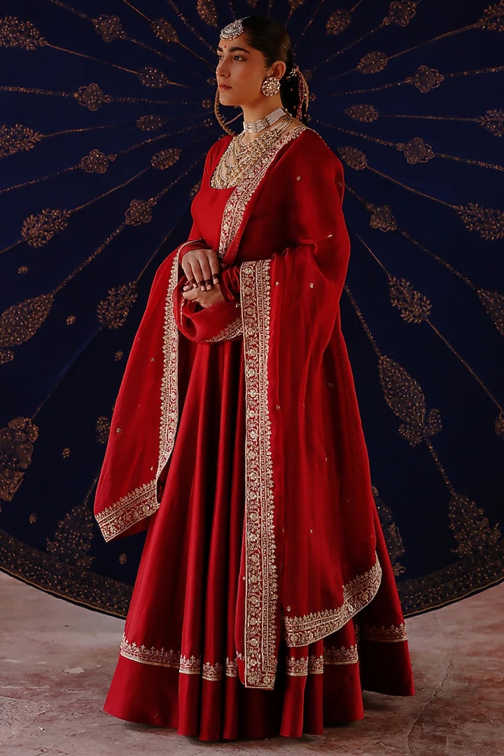 Maroon Chanderi & Organza Hand Embroidered Wedding Anarkali Set by Jigar Mali at Pernia's Pop Up Shop
