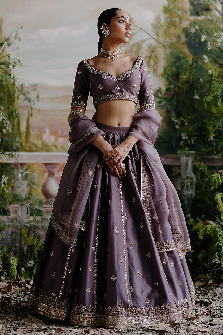 Antique Violet Raw Silk Hand Embroidered Wedding Lehenga Set by Jigar Mali at Pernia's Pop Up Shop