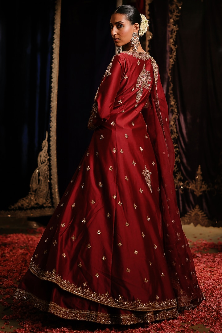 Red Maroon Chanderi Hand Embellished High-Low Jacket Set by Jigar Mali at Pernia's Pop Up Shop