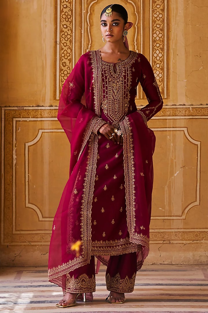Wine Chanderi Silk Hand Embroidered Kurta Set by Jigar Mali at Pernia's Pop Up Shop