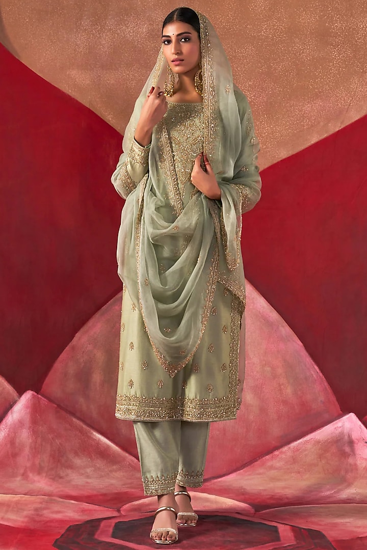 Sage Green Chanderi Silk Hand Embroidered Kurta Set by Jigar Mali at Pernia's Pop Up Shop