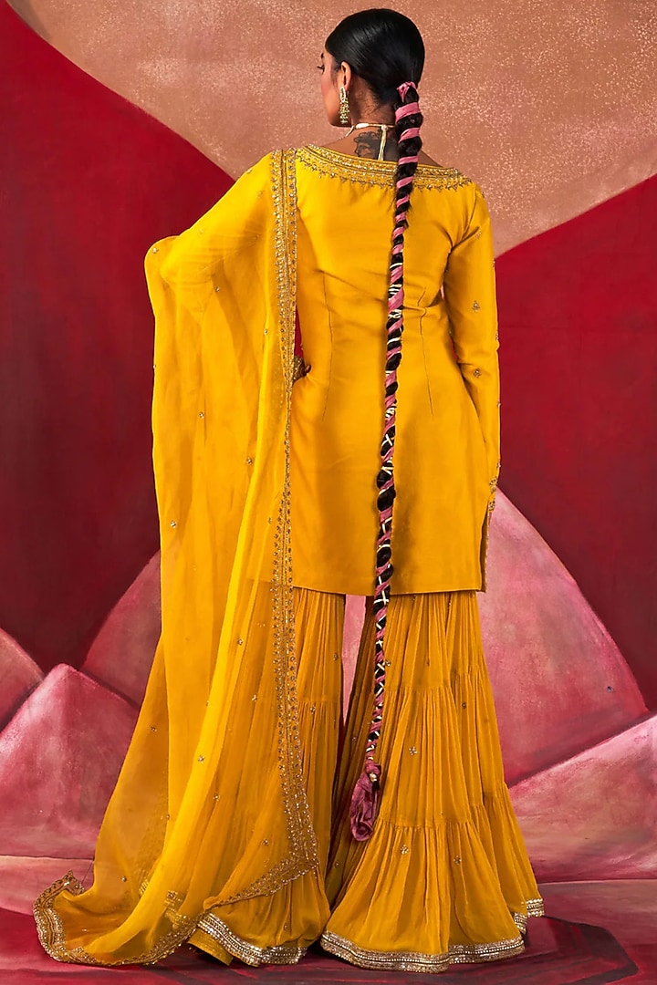 Yellow Georgette Gharara Set by Jigar Mali at Pernia's Pop Up Shop