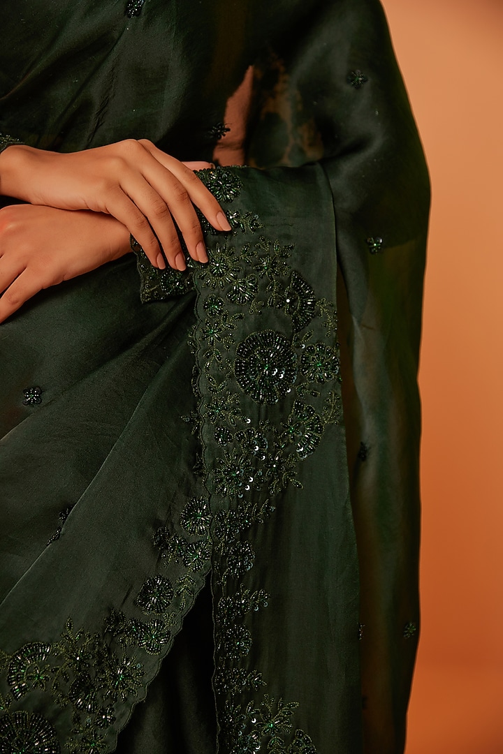 Green Silk Organza Cutdana Embroidered Wedding Saree Set by JUHI SHEKHAWAT at Pernia's Pop Up Shop