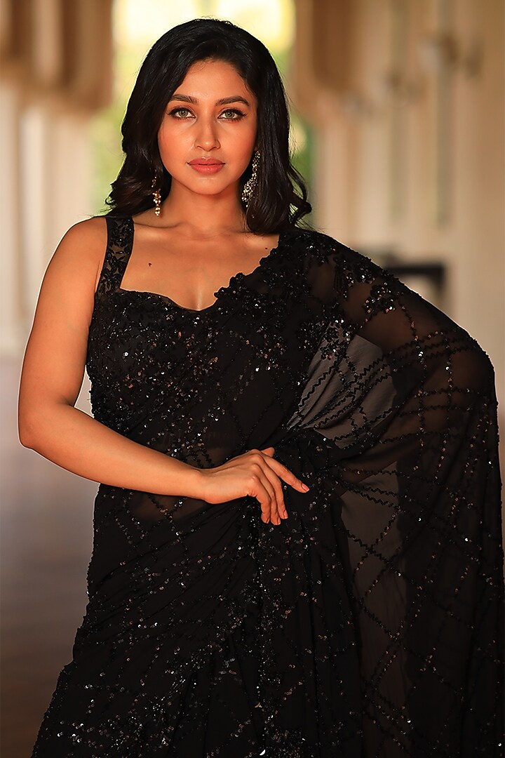 Black Georgette Sequins & Cutdana Embroidered Wedding Saree Set by JUHI SHEKHAWAT at Pernia's Pop Up Shop