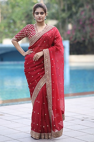 Red Organza Sequins & Zardosi Embroidered Organza Saree Set by JUHI SHEKHAWAT