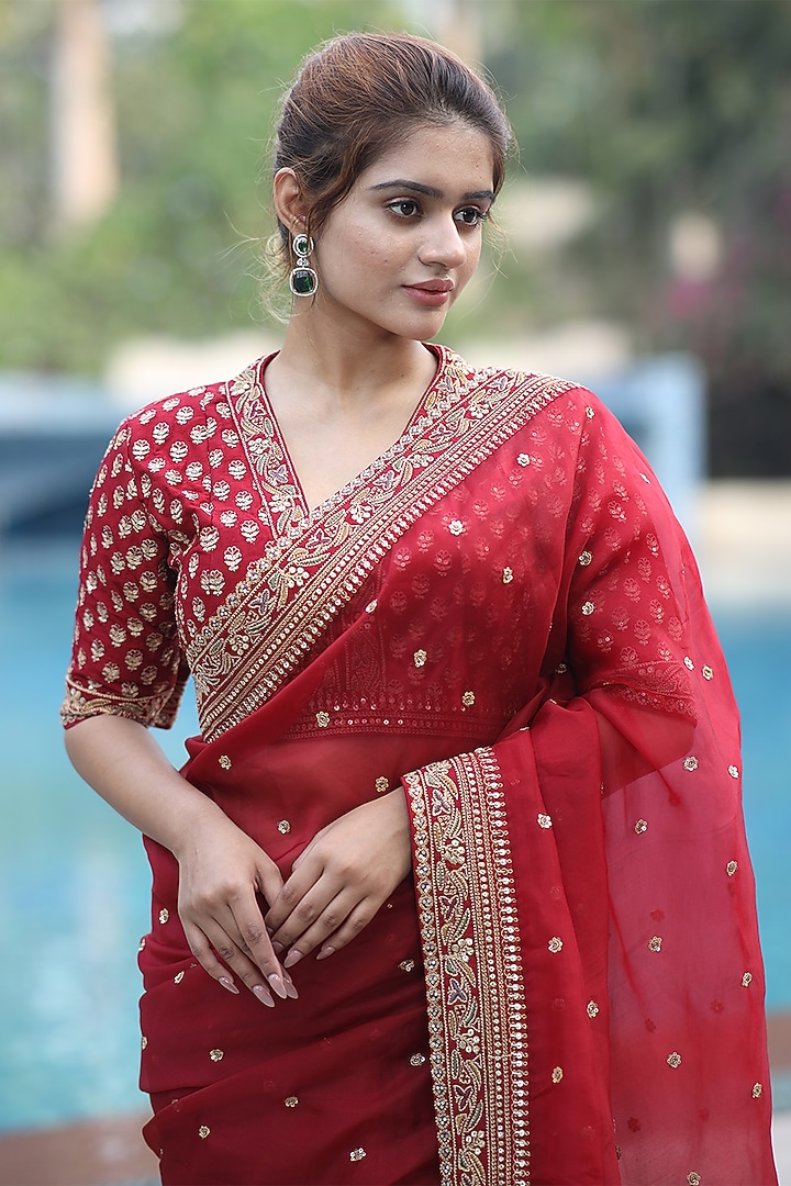Red Organza Sequins & Zardosi Embroidered Organza Wedding Saree Set by JUHI SHEKHAWAT at Pernia's Pop Up Shop