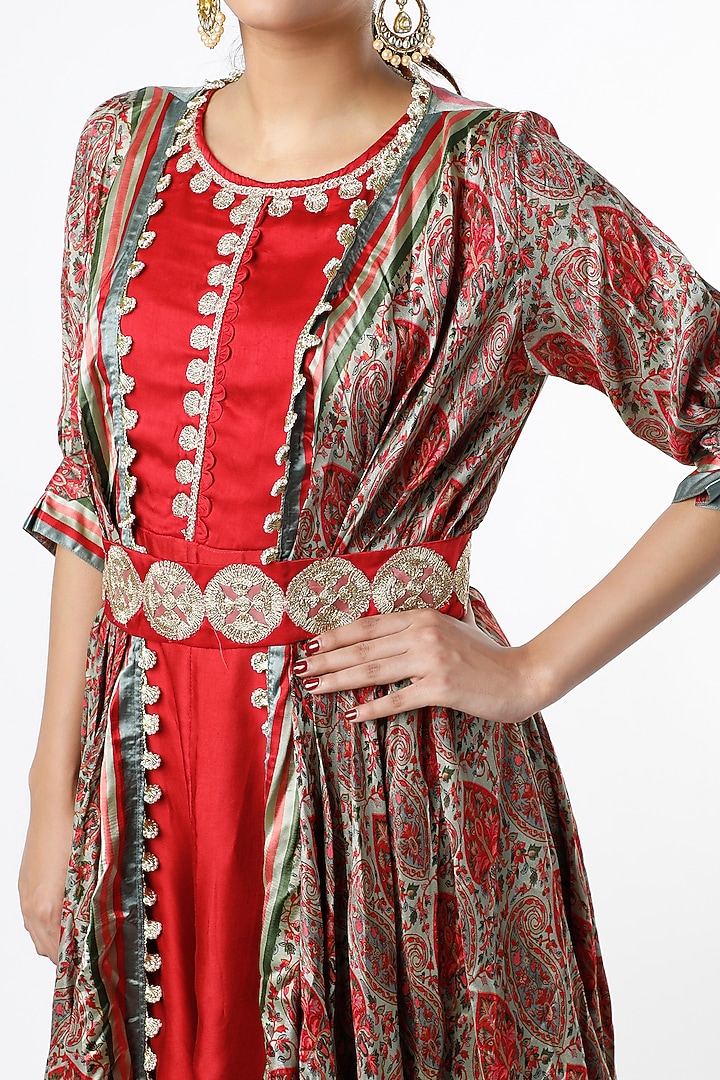 Red Patola Printed Jacket Set by Jajobaa at Pernia's Pop Up Shop