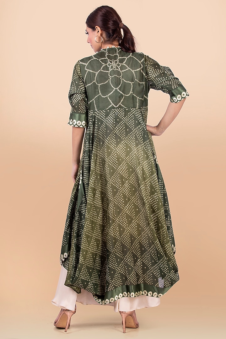Green Bandhani Printed Jacket With Vacation Dress by Jajobaa at Pernia's Pop Up Shop