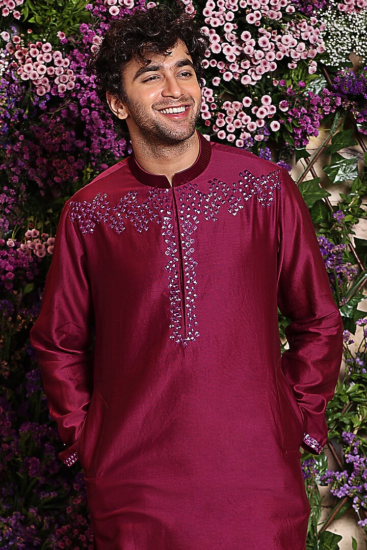Wine Sequins Embroidered Short Kurta Set by Julie by Julie Shah Men at Pernia's Pop Up Shop