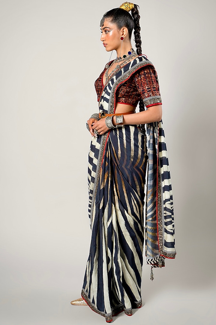 Black & White Tencel Luxe Printed Saree Set by JJV.Kapurthala By JJ Valaya at Pernia's Pop Up Shop