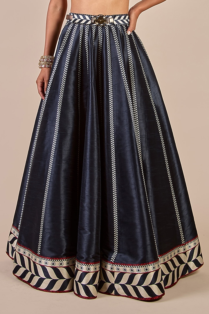 Cool Black Synthetic Silk Chevron Printed Flared Kalidar Skirt Set by JJV.Kapurthala By JJ Valaya Men at Pernia's Pop Up Shop