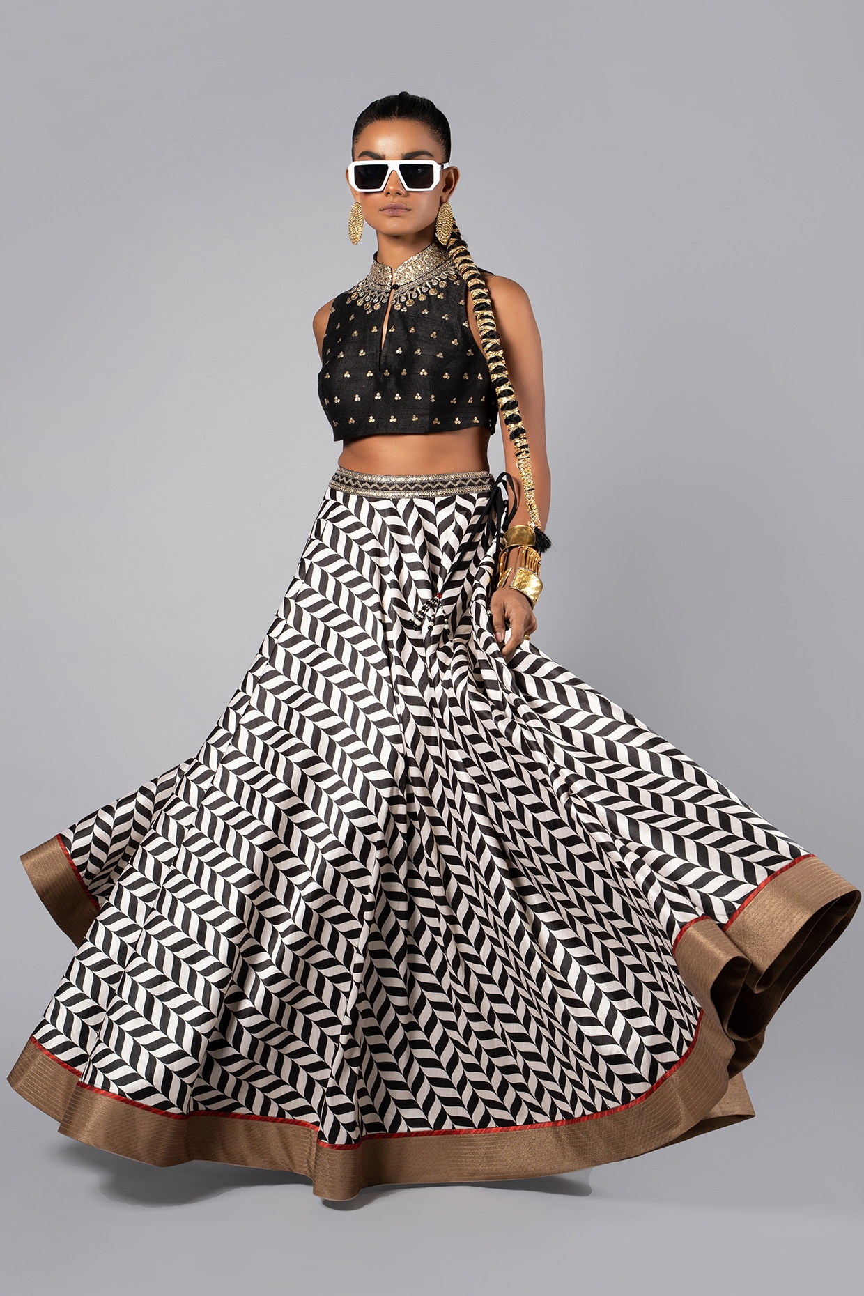 White Dupion Blend Chevron Printed Skirt Set by JJV.Kapurthala By