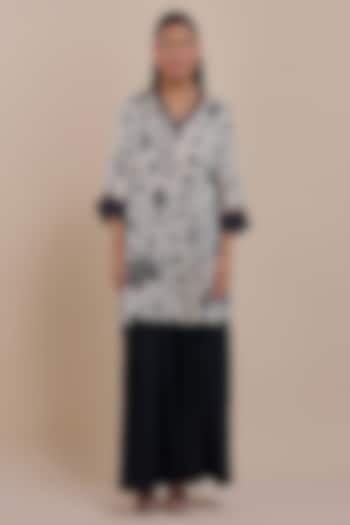 Ivory & Black Viscose Modal Satin Embroidered Tunic by JJV.Kapurthala By JJ Valaya at Pernia's Pop Up Shop