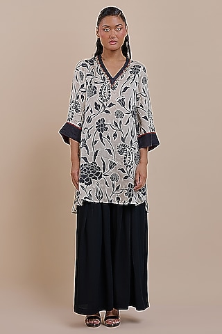Ivory & Black Viscose Modal Satin Embroidered Tunic by JJV.Kapurthala By JJ Valaya