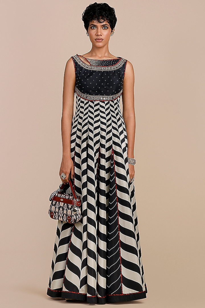 Black & Ivory Habutai Silk Chevron Printed Bridal Anarkali by JJV.Kapurthala By JJ Valaya at Pernia's Pop Up Shop
