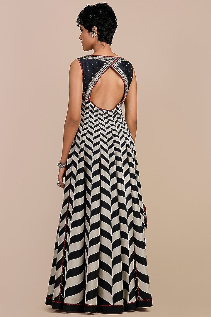 Black & Ivory Habutai Silk Chevron Printed Bridal Anarkali by JJV.Kapurthala By JJ Valaya at Pernia's Pop Up Shop