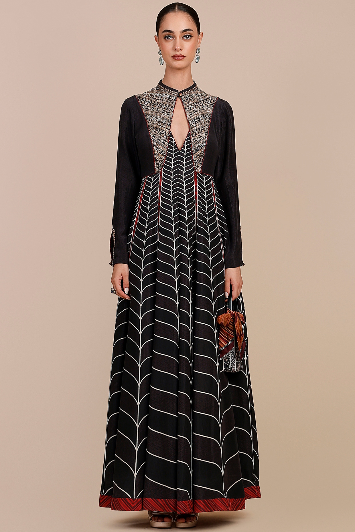 JJV.Kapurthala By JJ Valaya Black Habutai Silk Chevron Printed Anarkali